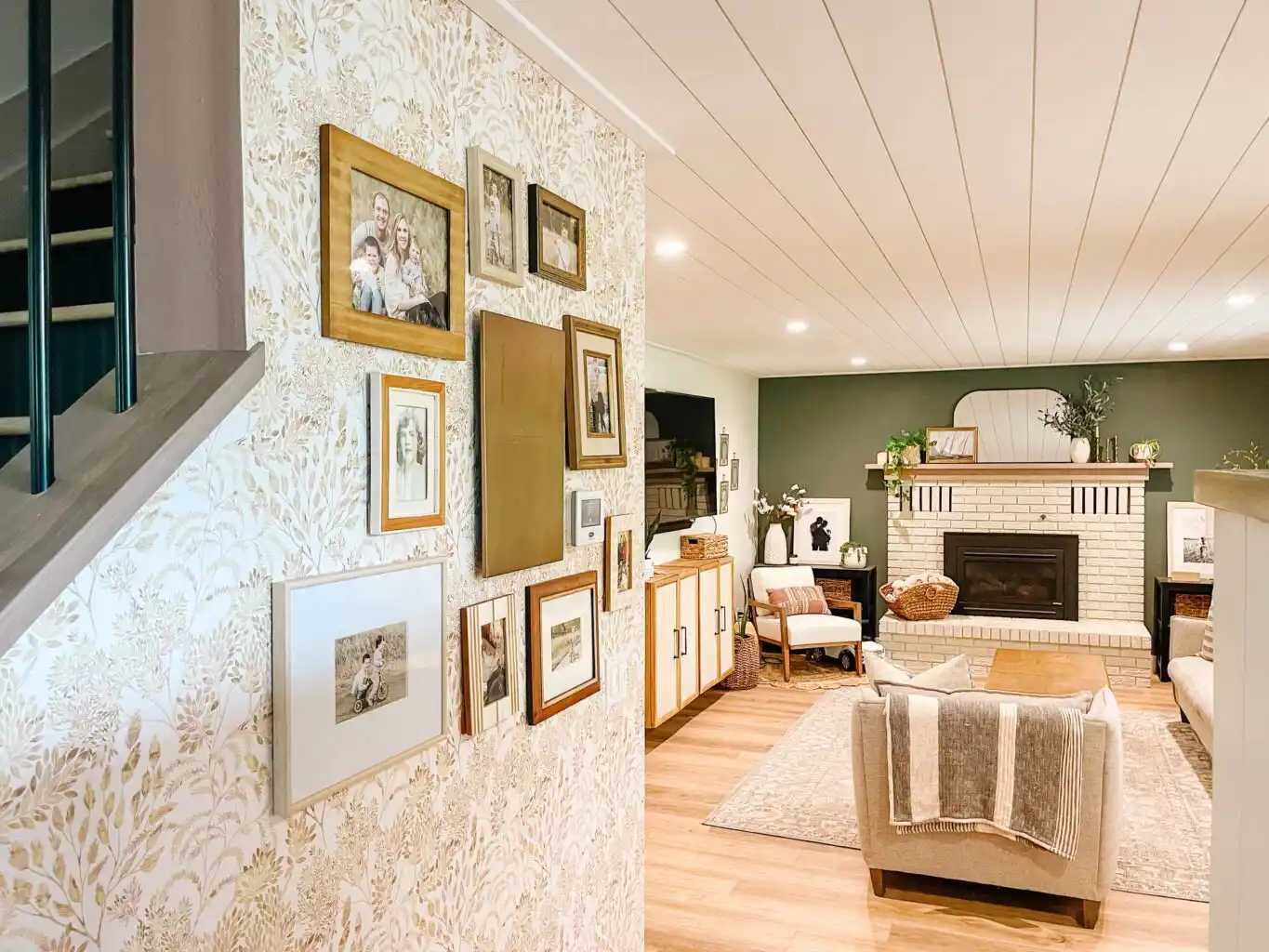 Professional wallpaper hanging in Boston home